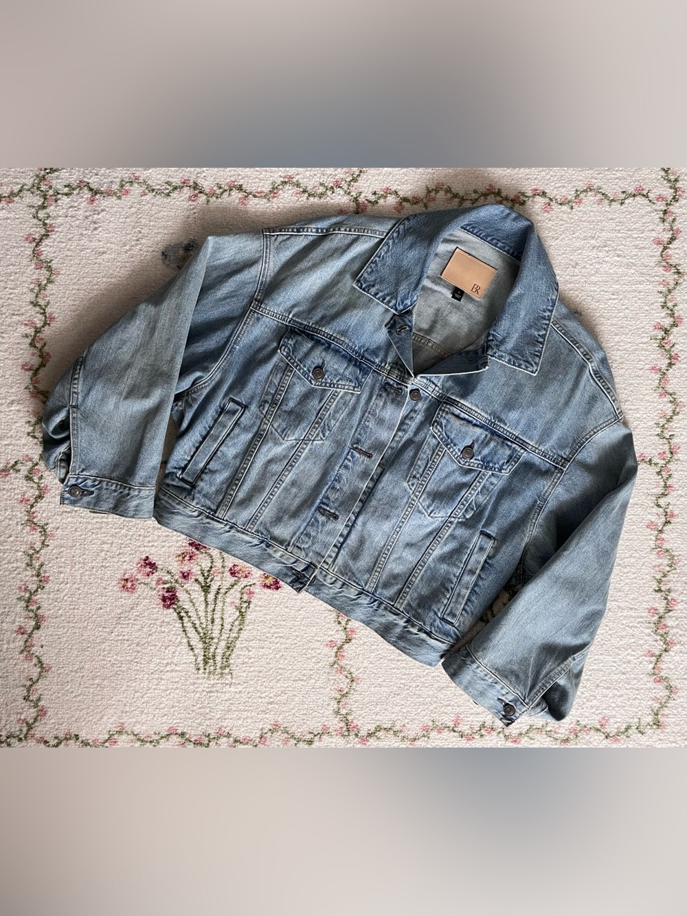 Banana Republic Trucker Jacket - Picture 2 of 14